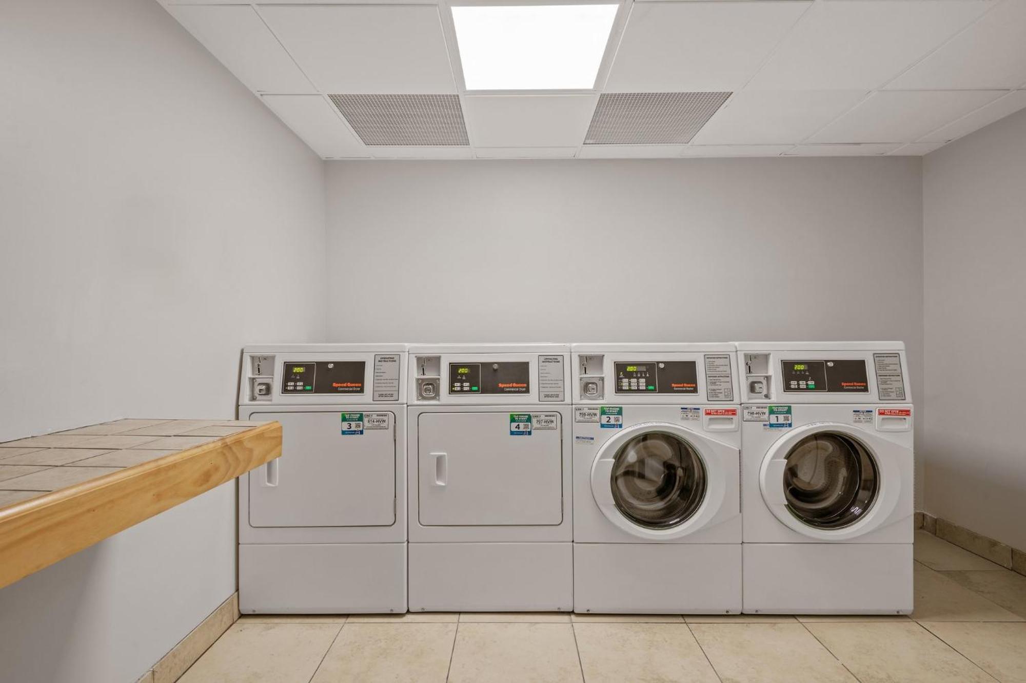 Express Hershey-harrisburg Area By Ihg Hotel 2*
