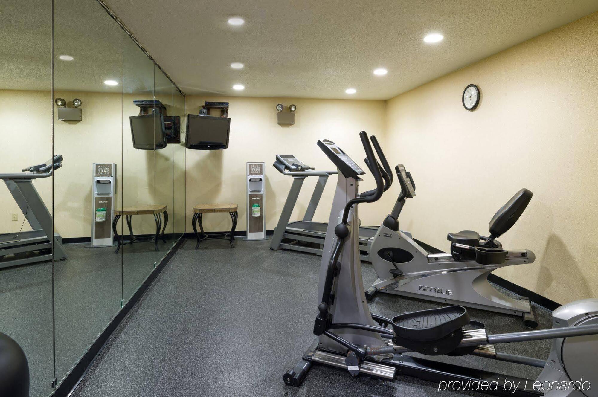 Express Hershey-harrisburg Area By Ihg 2*