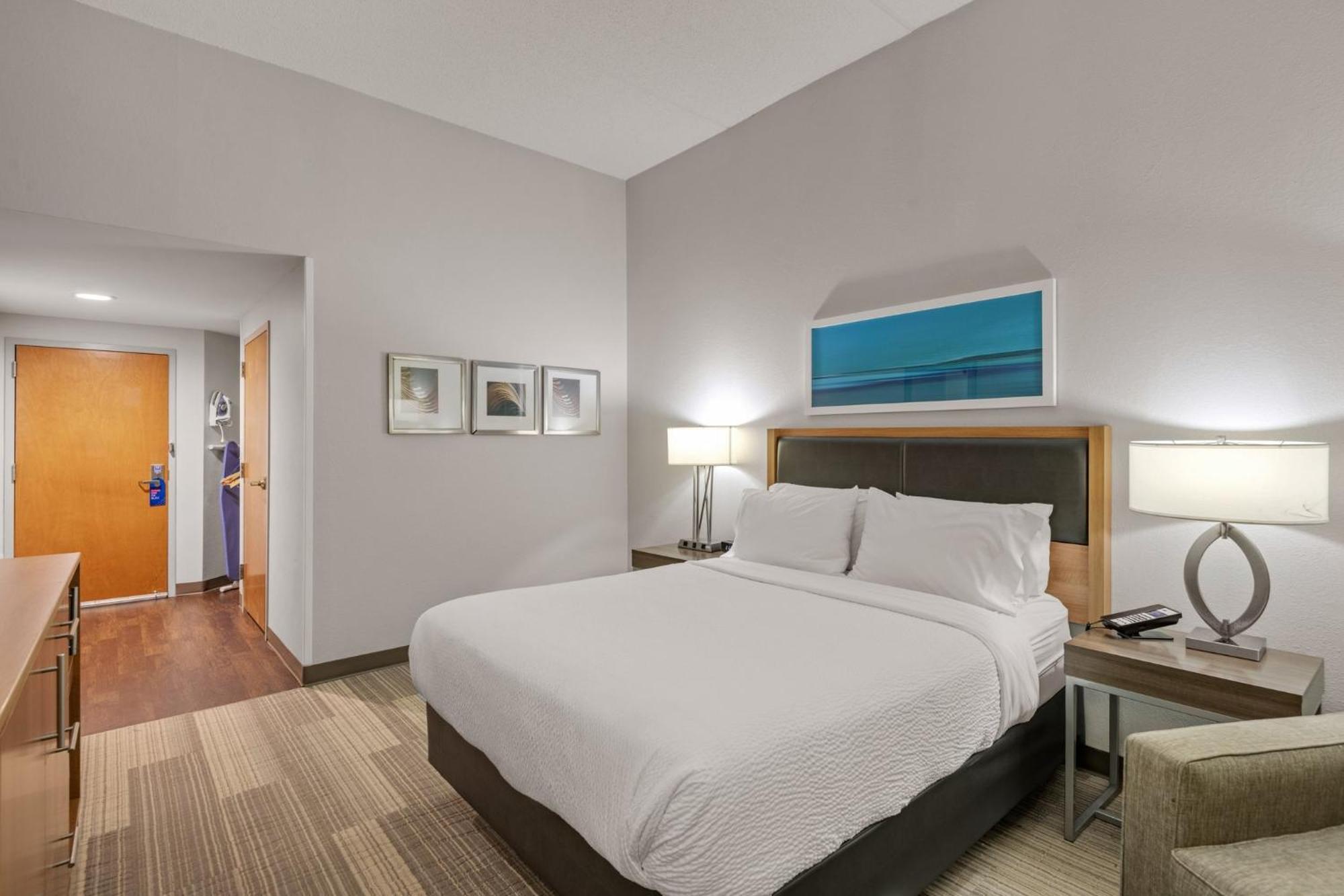 Hotel Express Hershey-harrisburg Area By Ihg